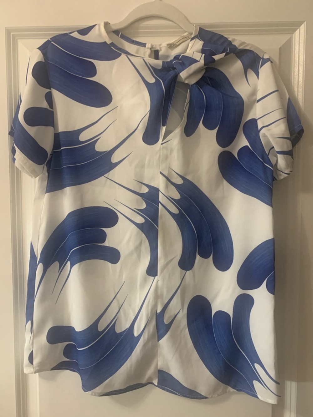 SD Collection Blue and White Blouse